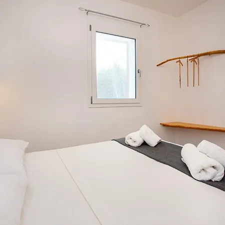 Guest house Tirreno 1 *
